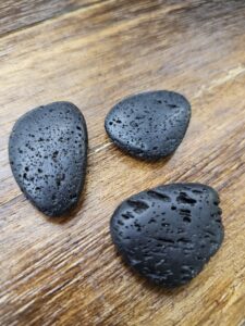 PIERRES ROULÉES PIERRE DE LAVE