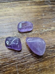 PIERRES ROULÉES AMÉTHYSTE