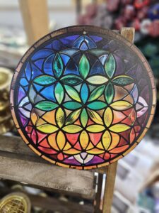 Fleur de Vie multicolore en métal - 7 couleurs chakras